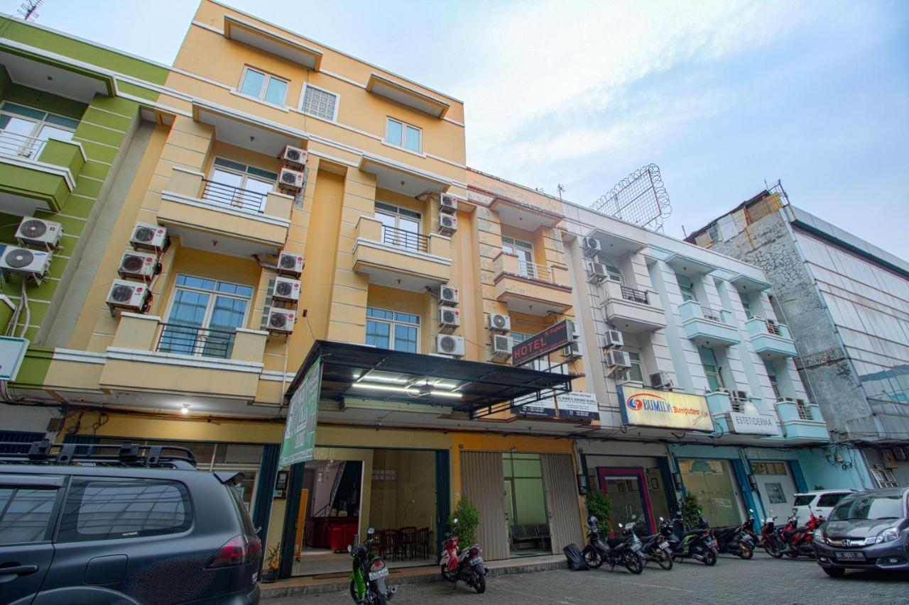 Hotel Arjuna Bekasi Exterior foto